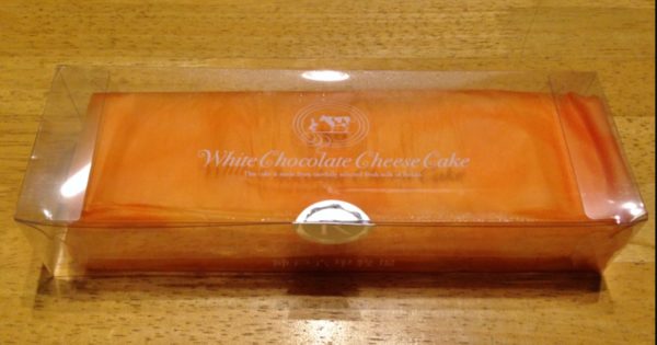 神戸空港の特別感のあるお土産　③神戸六甲牧場のホワイトチョコチーズケーキ